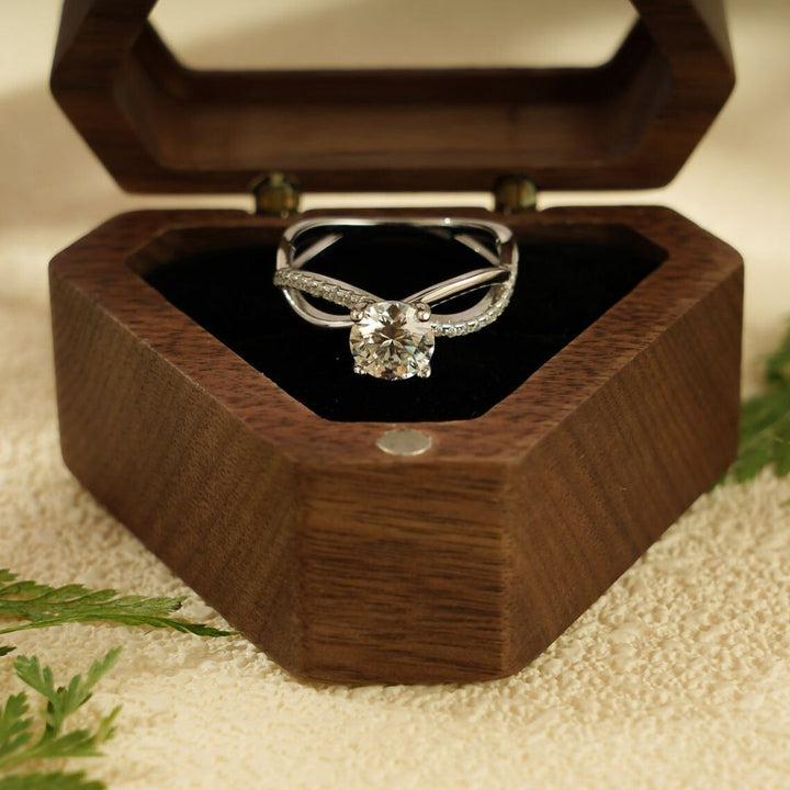 Moissanite 2.80 CT Round Cut Diamond  Mid-Century Wedding Ring