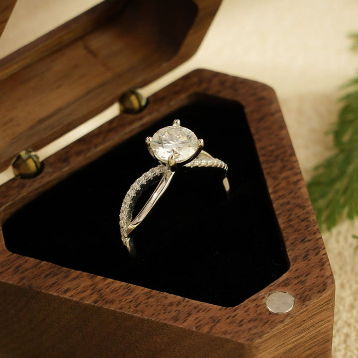 Moissanite 2.80 CT Round Cut Diamond  Mid-Century Wedding Ring