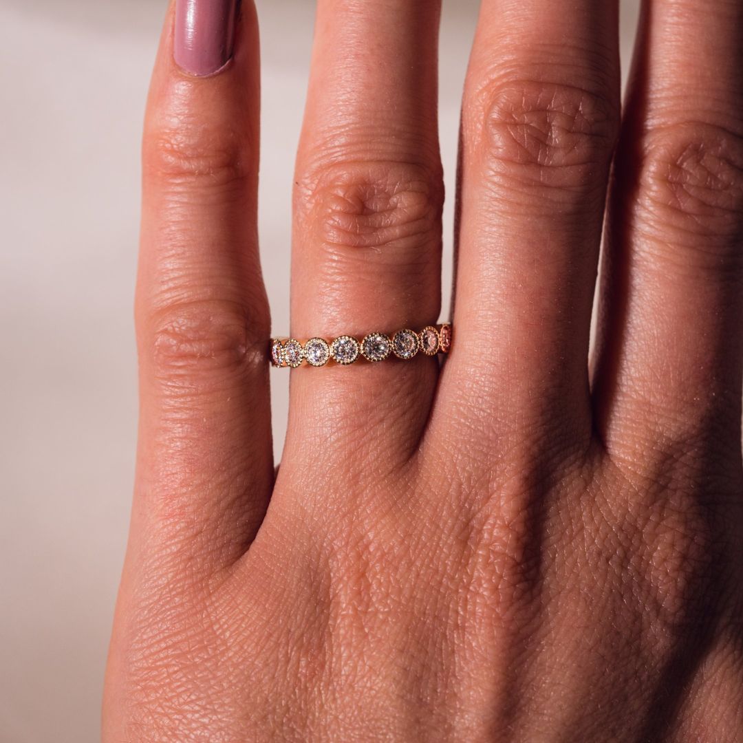 Moissanite 1.50 CT Round Cut Diamond Boho & Hippie Anniversary Band