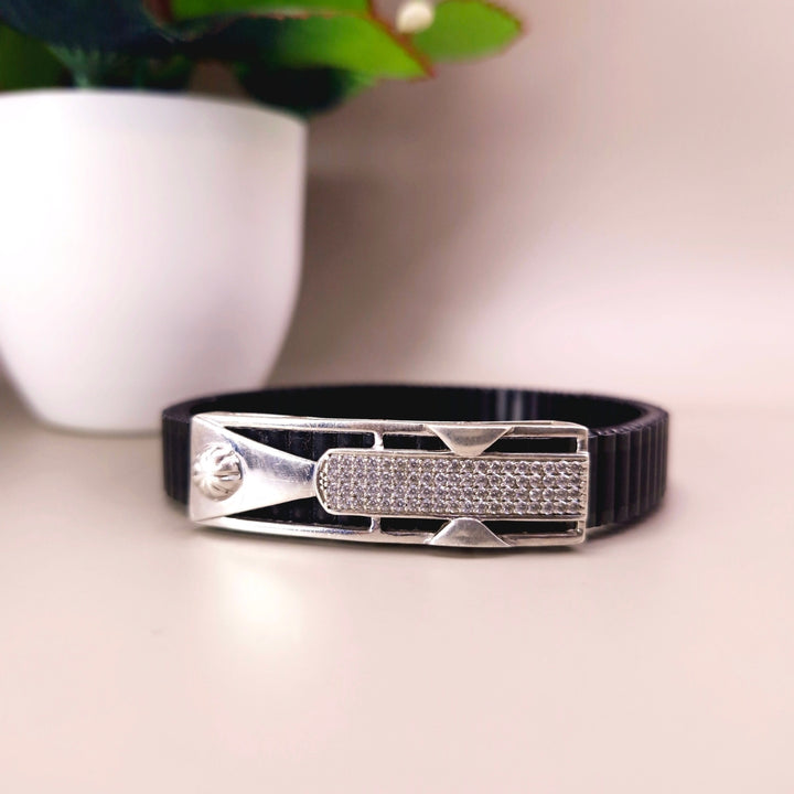3.16 CT Round Cut Moissanite Modern Fashion Bracelet For Him