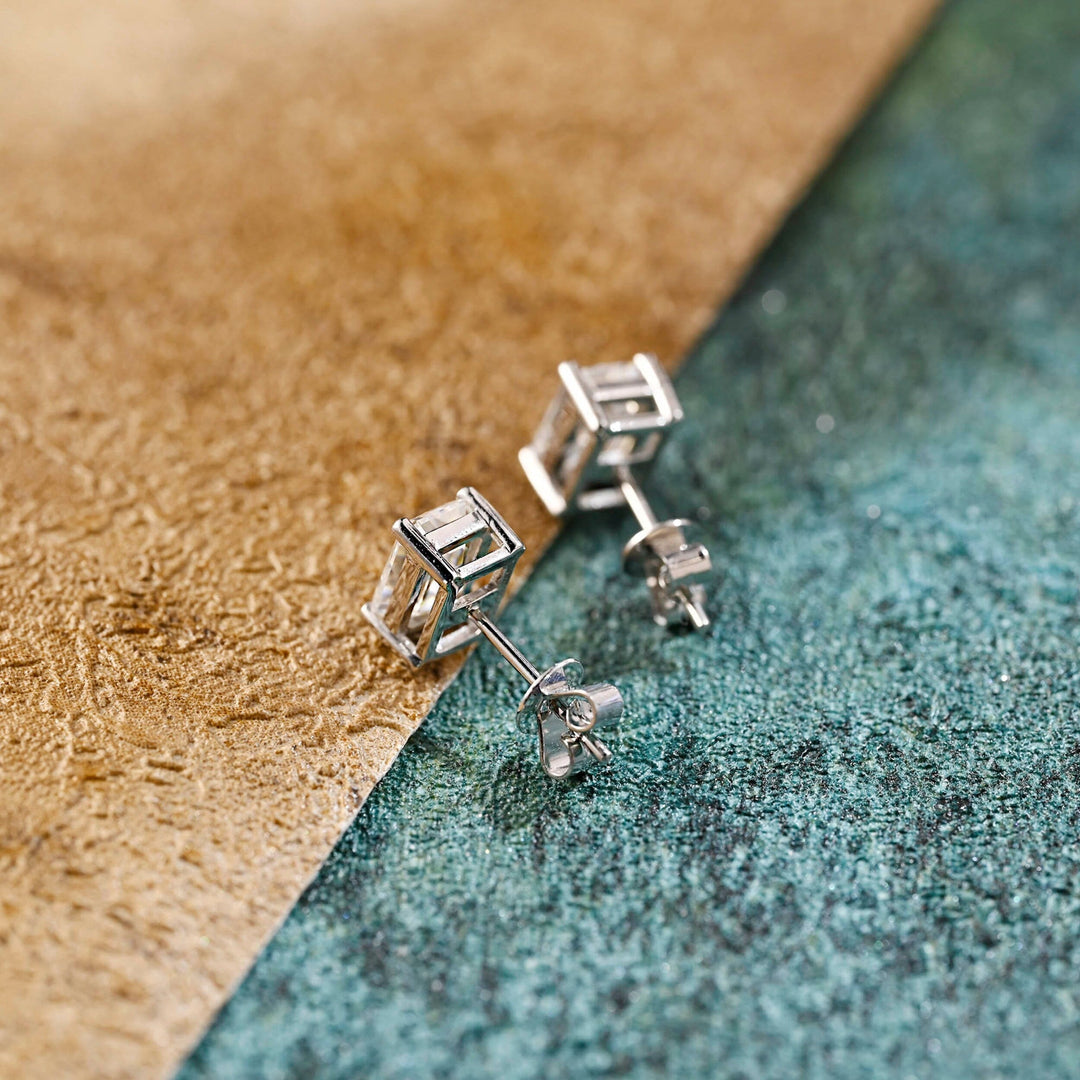 Moissanite 1.40 CT Emerald Diamond Stud Earring