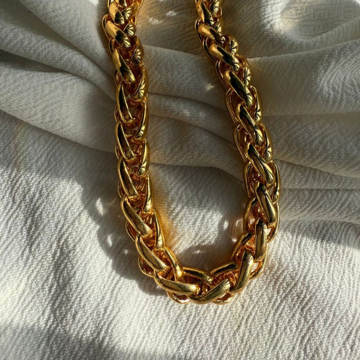 Bold Elegance: Premium Gold Link Chain Necklace