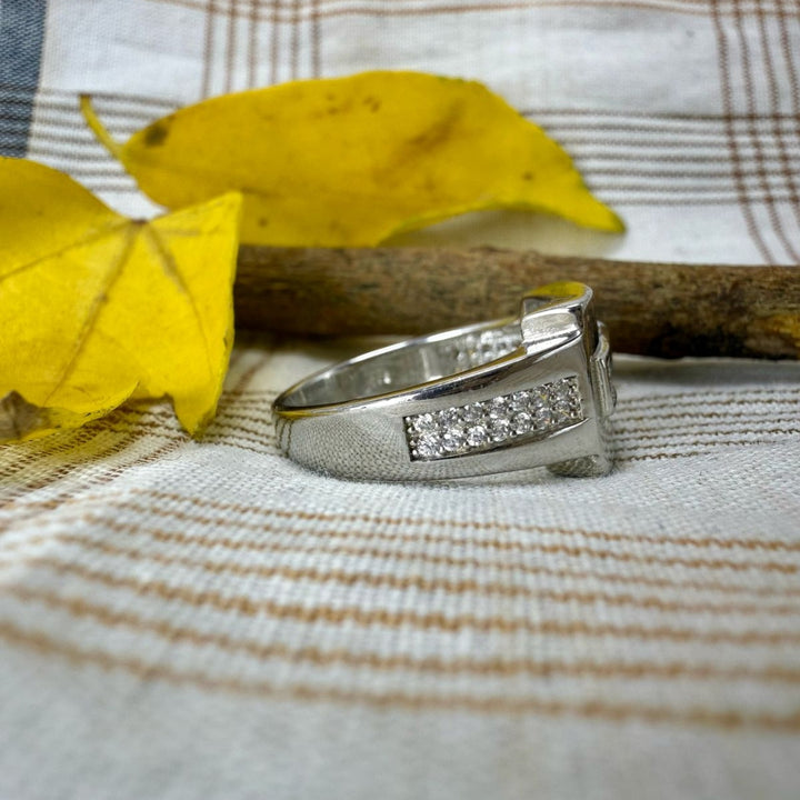 Moissanite Diamond 2.34 CT Round Cut Men's Diamond Ring with Perfect Design