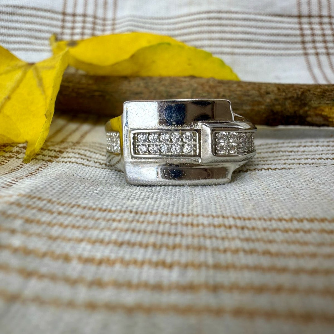 Moissanite Diamond CT Round Cut Men's Diamond Ring – Less Diamond