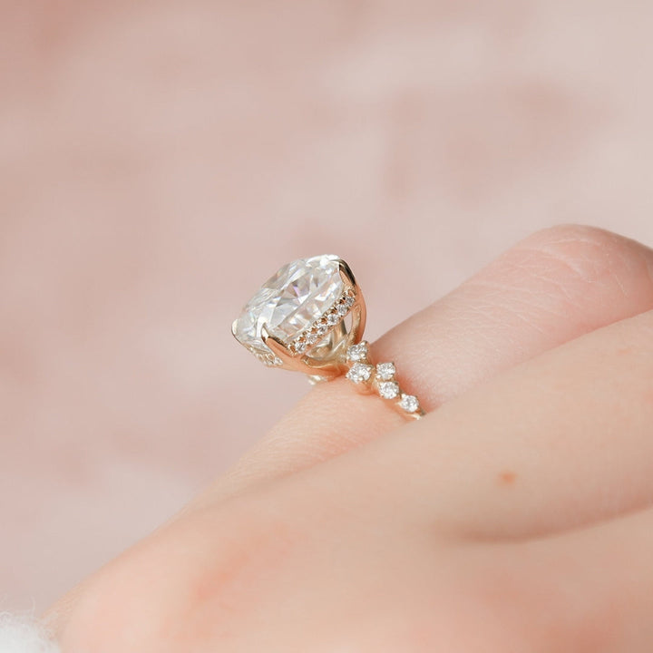 Moissanite 2.78 CT Cushion Cut Diamond Brutalist Anniversary Ring