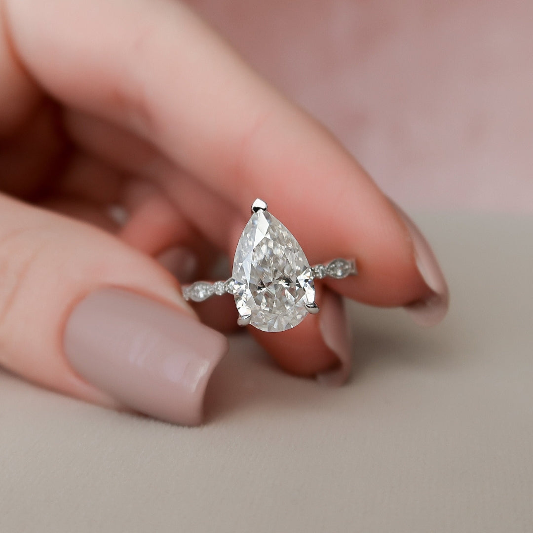 Moissanite 2.80 CT Pear Cut Diamond Minimalist Engagement Ring