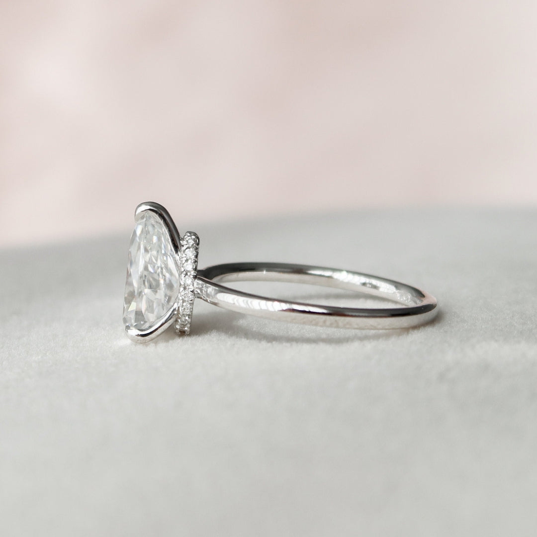 Moissanite 1.70 CT Pear Cut Diamond Gothic Anniversary Ring