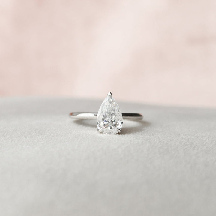 Moissanite 1.50 CT Pear Cut Diamond Minimalist Anniversary Ring
