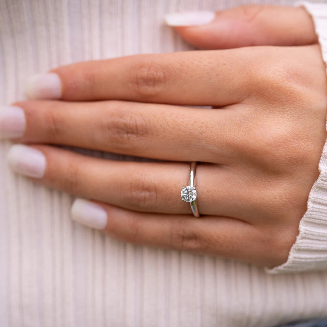 Moissanite 1.00 CT Round Cut Diamond Art Nouveau Wedding Ring