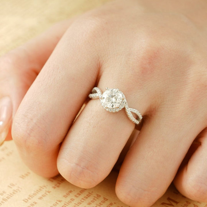 Moissanite 3.70 CT Round Cut Diamond Mid-Century Handmade Ring