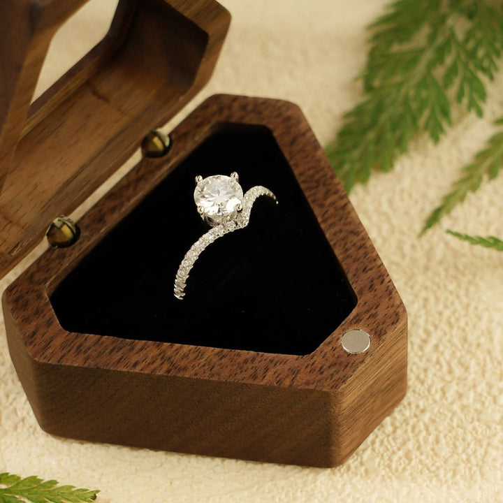 Moissanite 3.45 CT Round Cut Diamond Brutalist Anniversary Ring