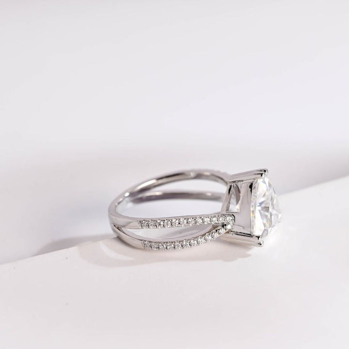 Moissanite 4.32 CT Trillion Cut Diamond Art Deco Wedding Ring