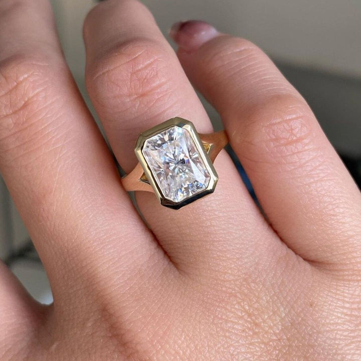 Moissanite 2.70 CT Radiant Cut Diamond Brutalist Anniversary Ring