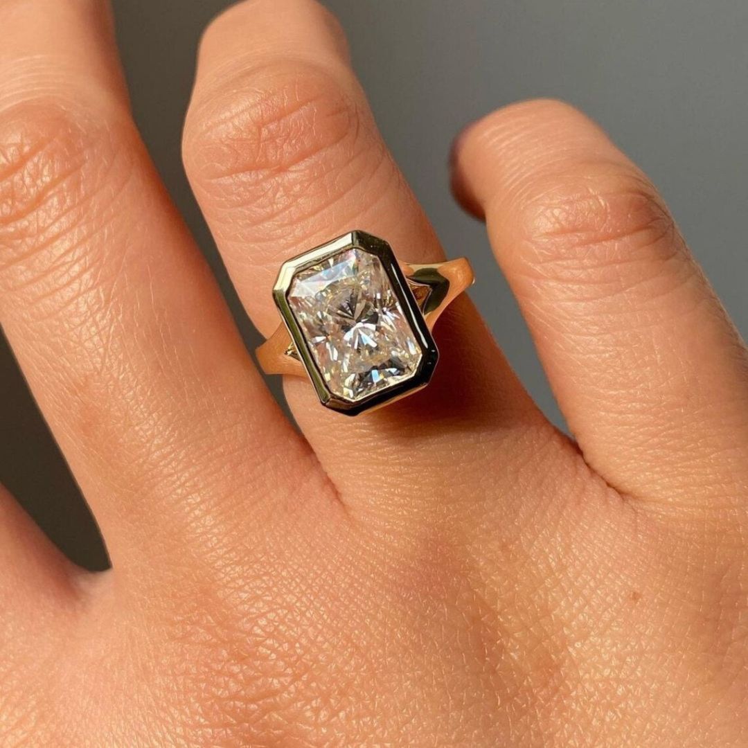 Moissanite 2.70 CT Radiant Cut Diamond Brutalist Anniversary Ring