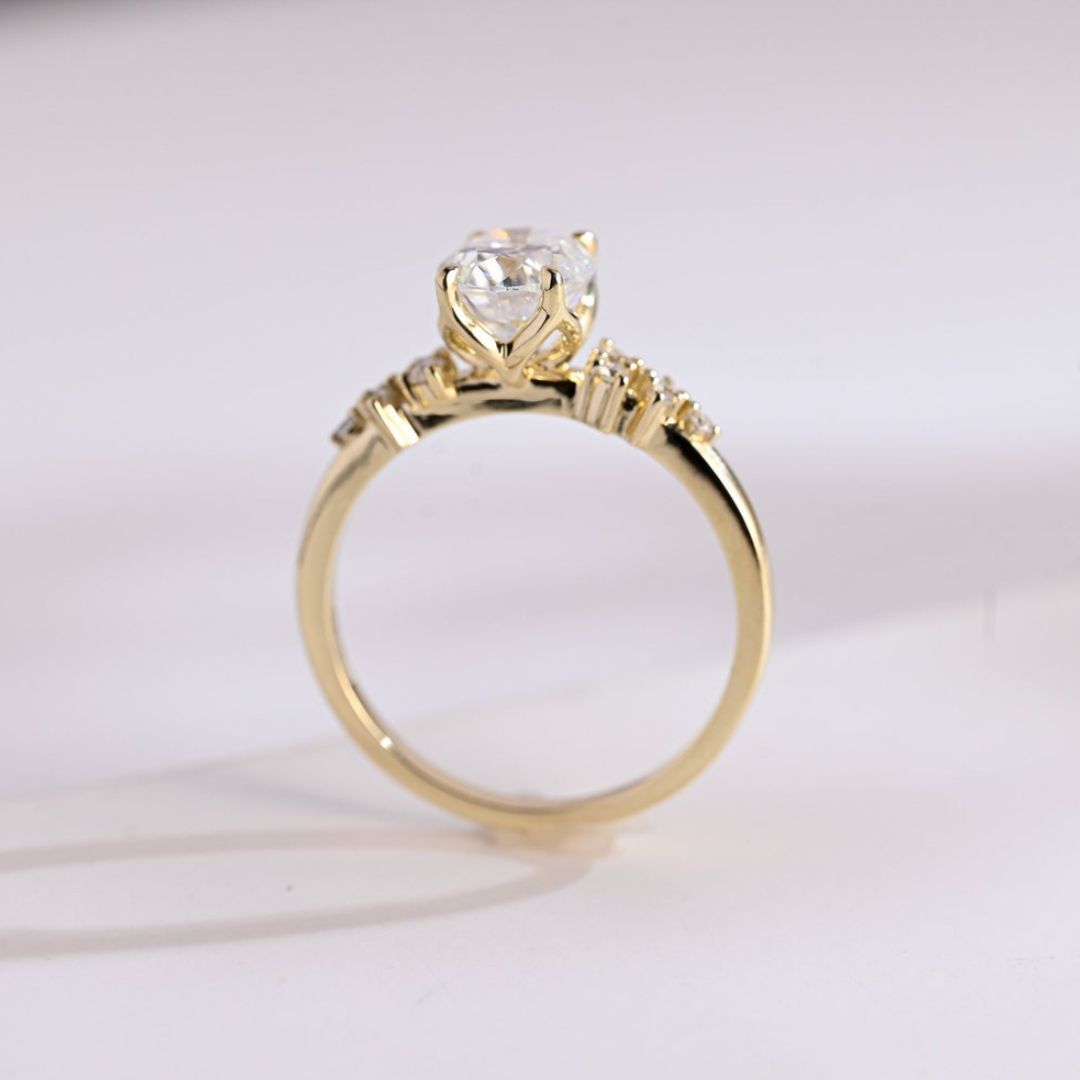Moissanite 3.22 CT Oval  Cut Diamond  Minimalist Wedding Ring
