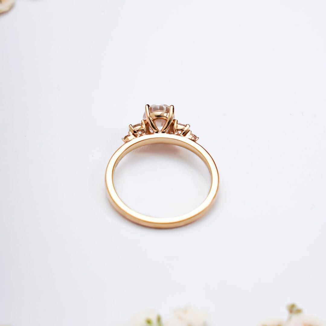 Moissanite 2.55CT oval Cut Diamond Avant Grade Engagement Ring