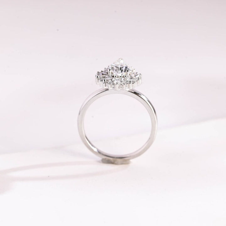 Moissanite 3.90 CT Pear Diamond Brutalist Anniversary Ring