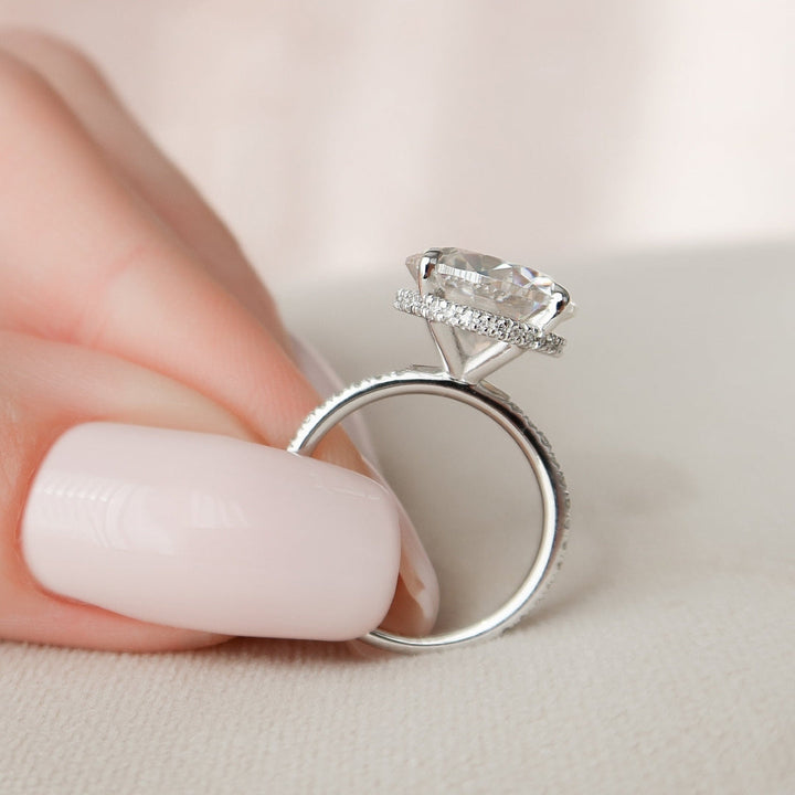 Moissanite 4.32 CT Round Cut  Diamond Mid-Century Anniversary Ring