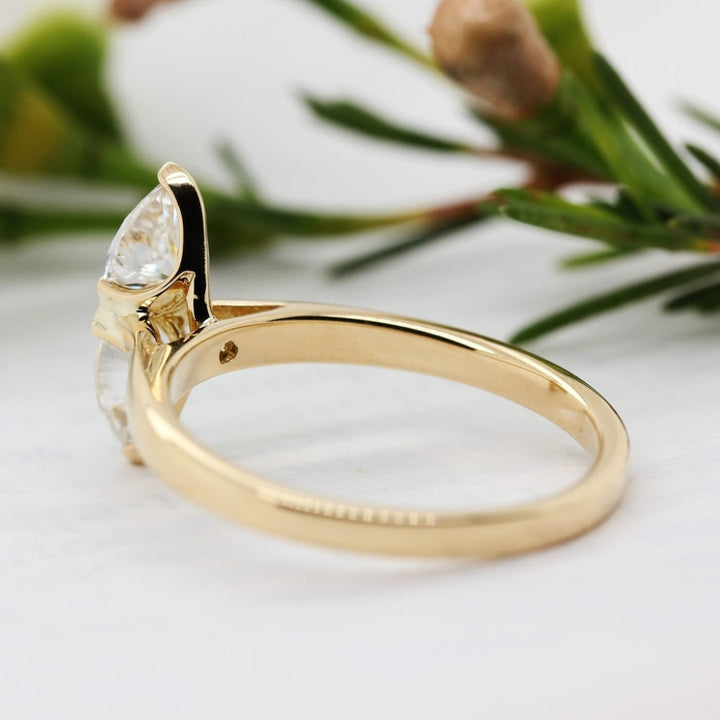 moissanite diamond ring
