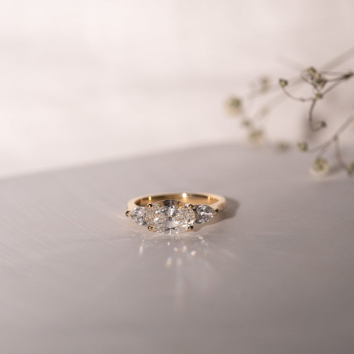 three stone diamond ring