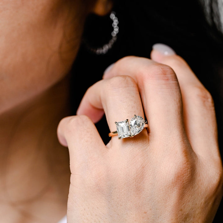 Yellow gold pear with emerald ring