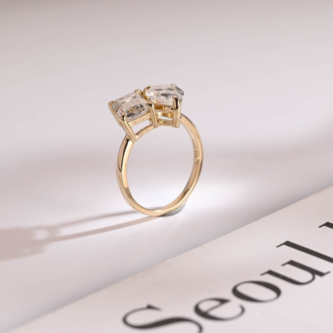 Yellow gold engagement ring