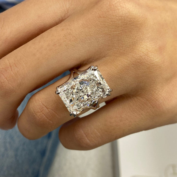 Radiant diamond   ring