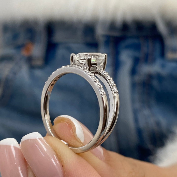 Unique engagement ring