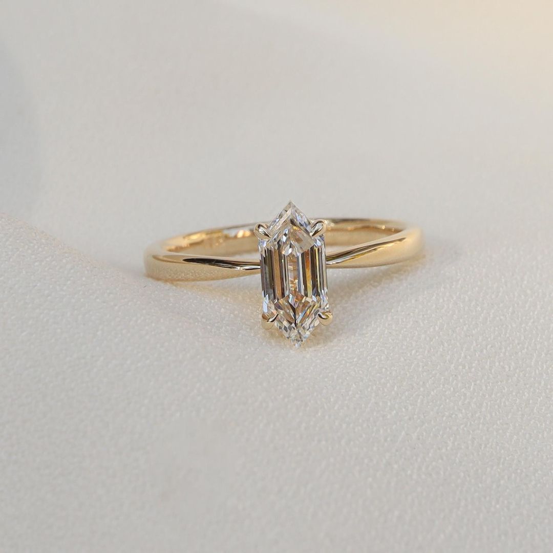 Hexagon diamond ring