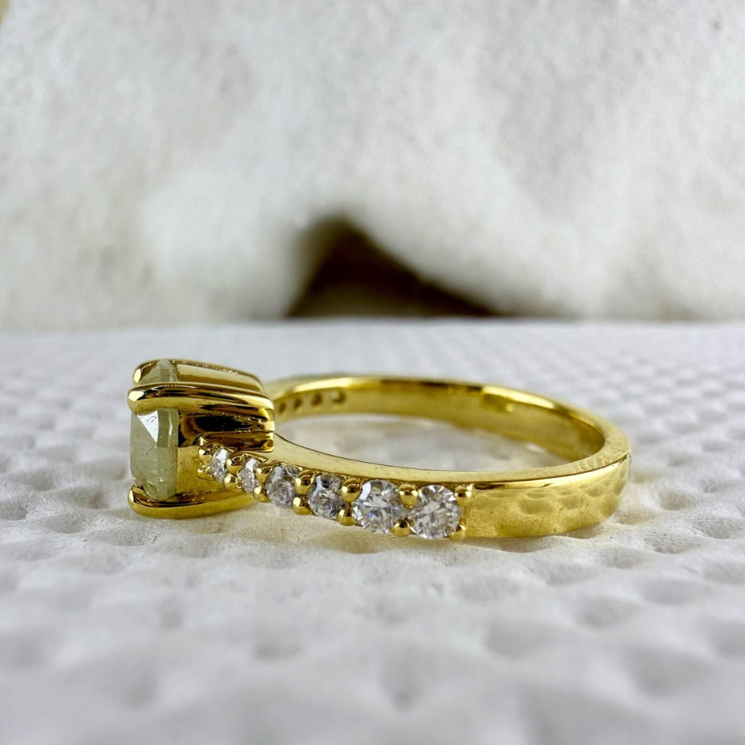 Grey round diamond ring