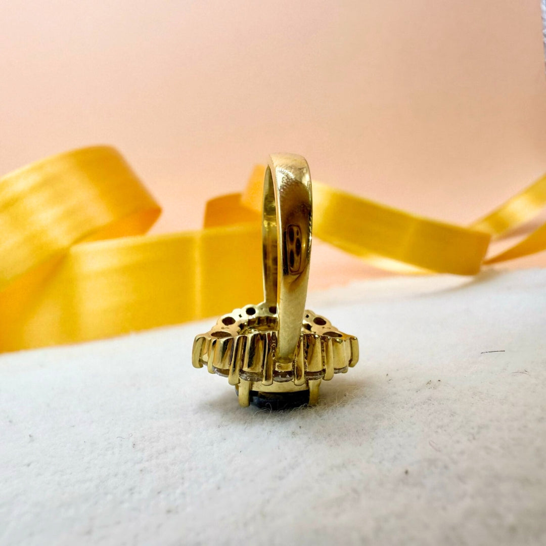 Yellow gold diamond ring