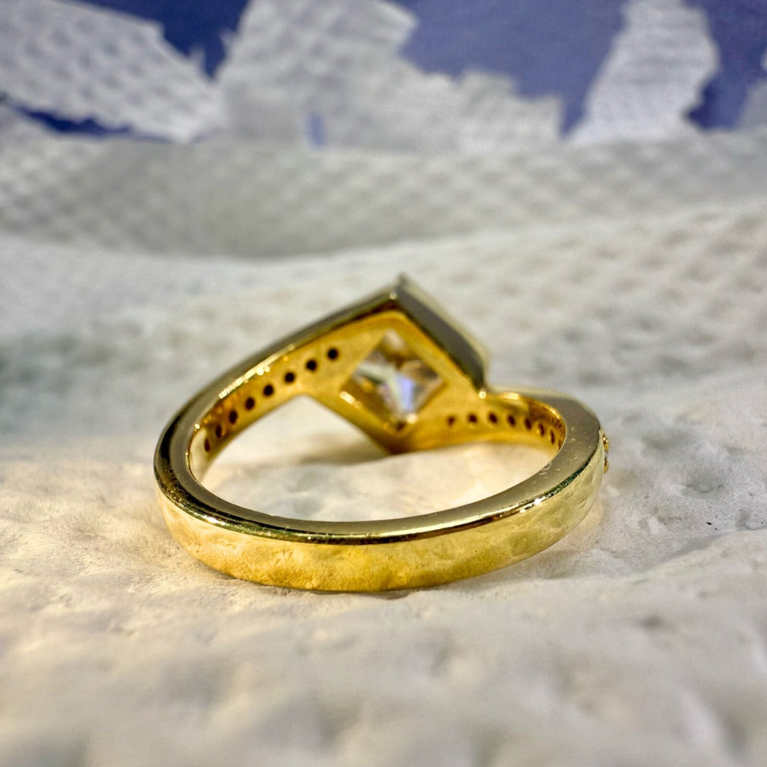 Princess cut wedding ring