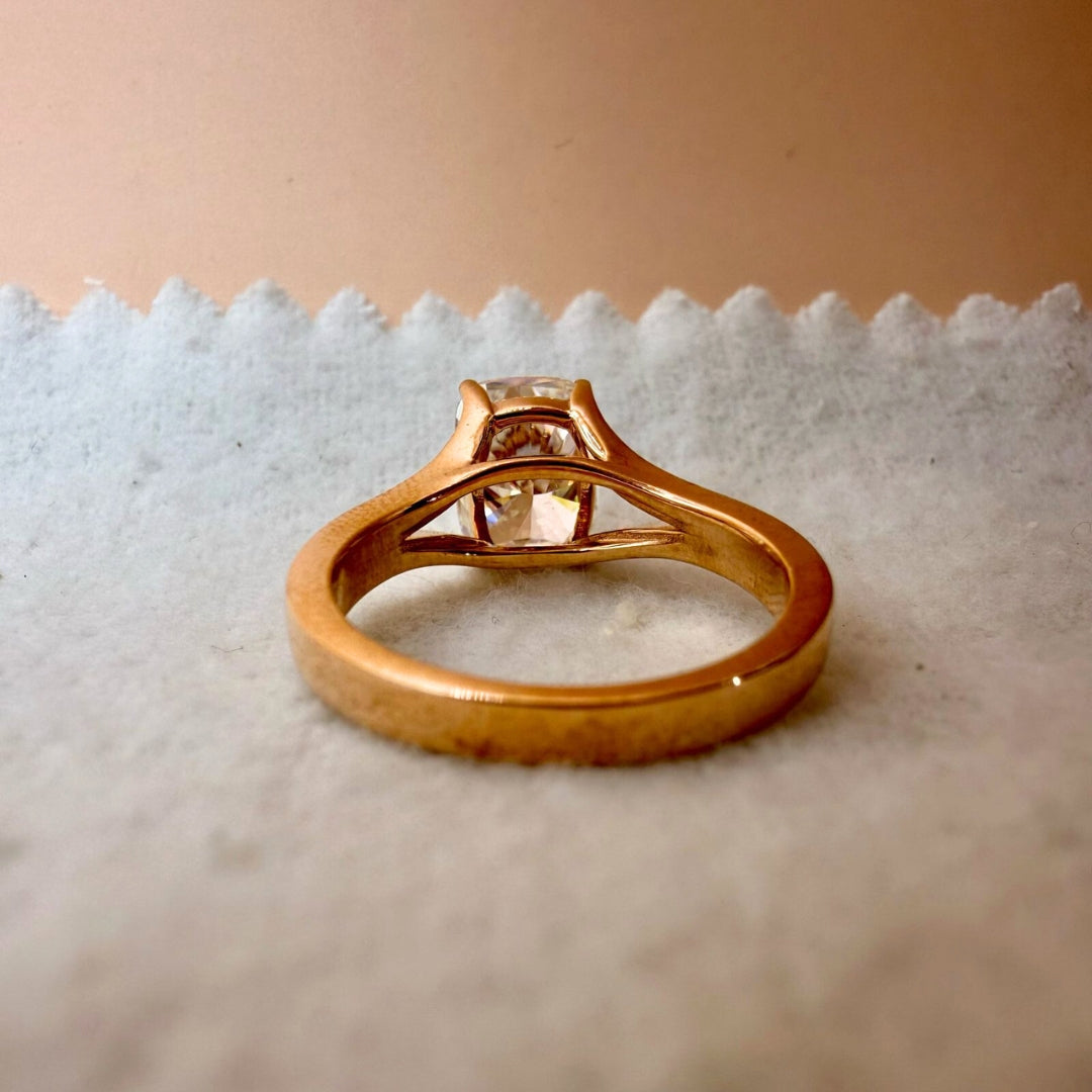 Cushion cut ring for women