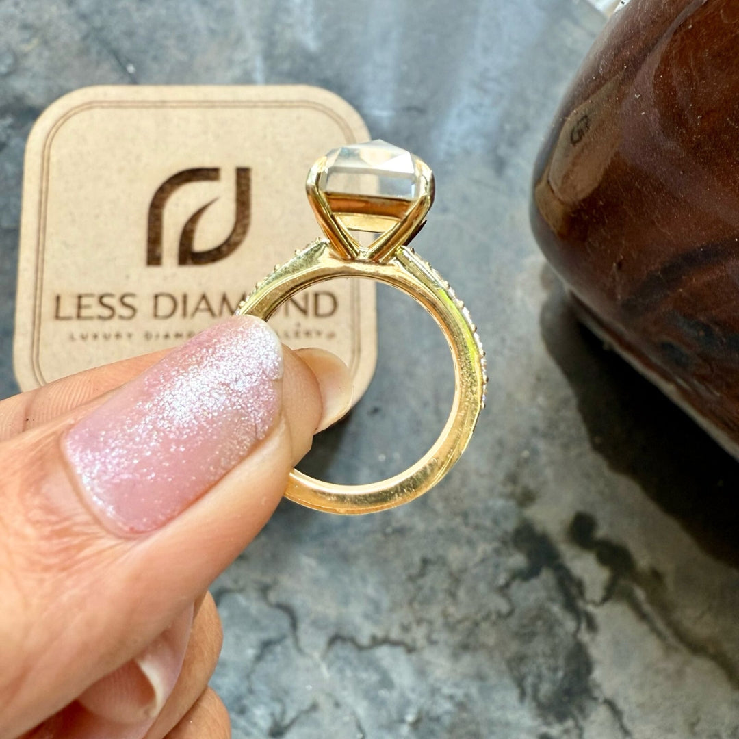 Asscher cut yellow gold ring