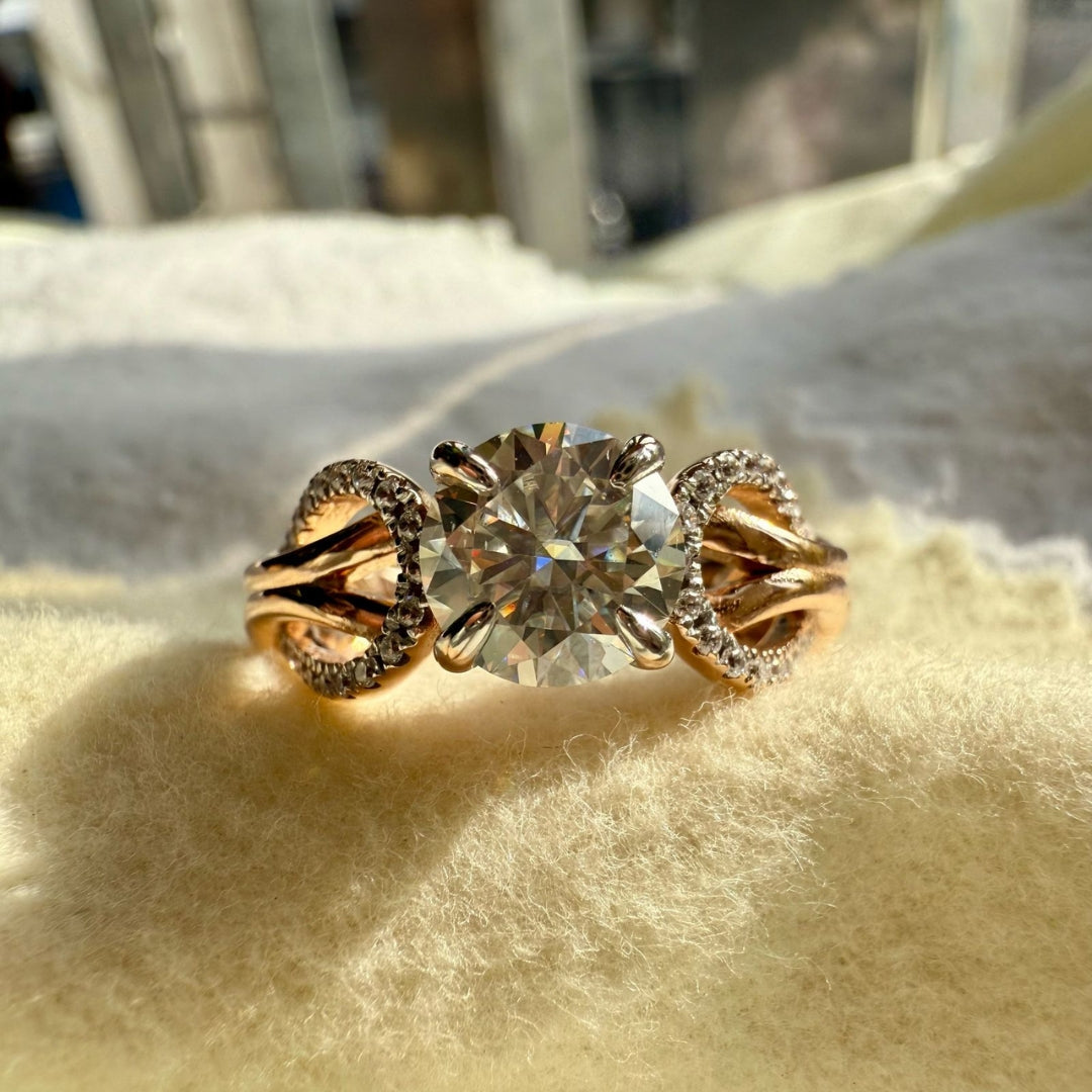 Round cut moissanite engagement ring