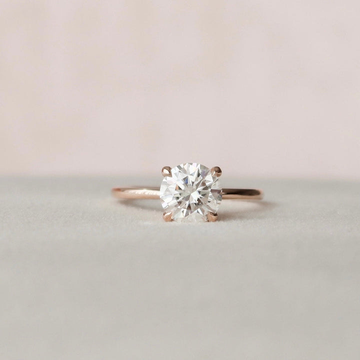 Moissanite 2.14 CT Round Cut Diamond Brutalist Anniversary Ring