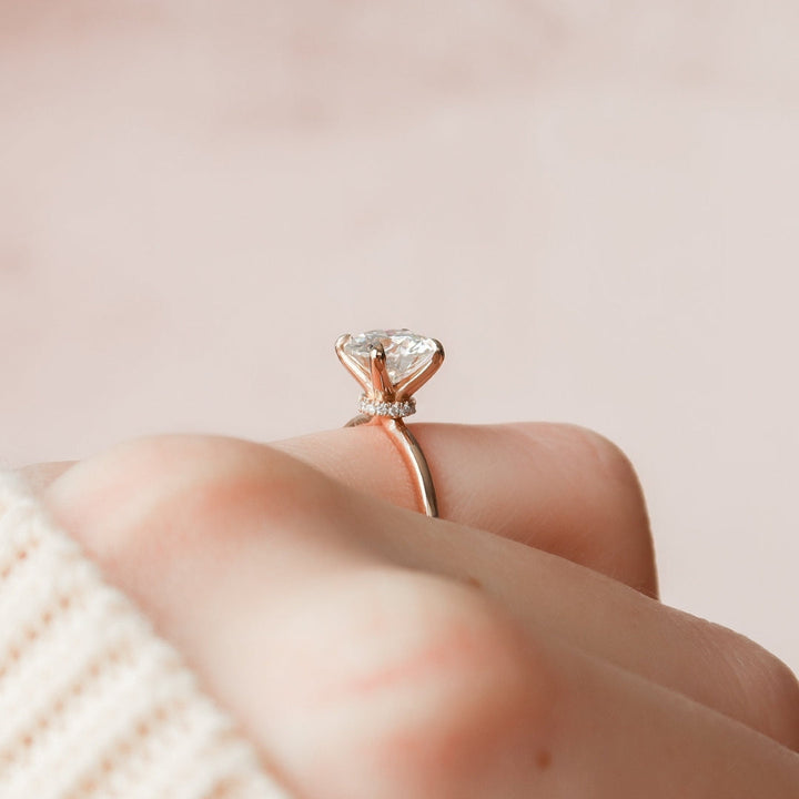 Moissanite 2.14 CT Round Cut Diamond Brutalist Anniversary Ring