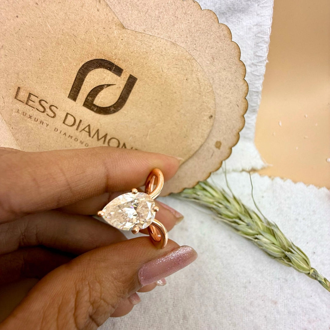 Pear  diamond ring
