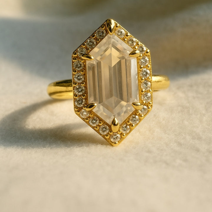 Yellow gold hexagon ring