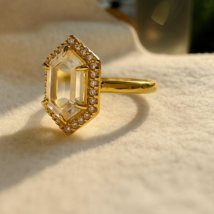 Yellow gold halo ring