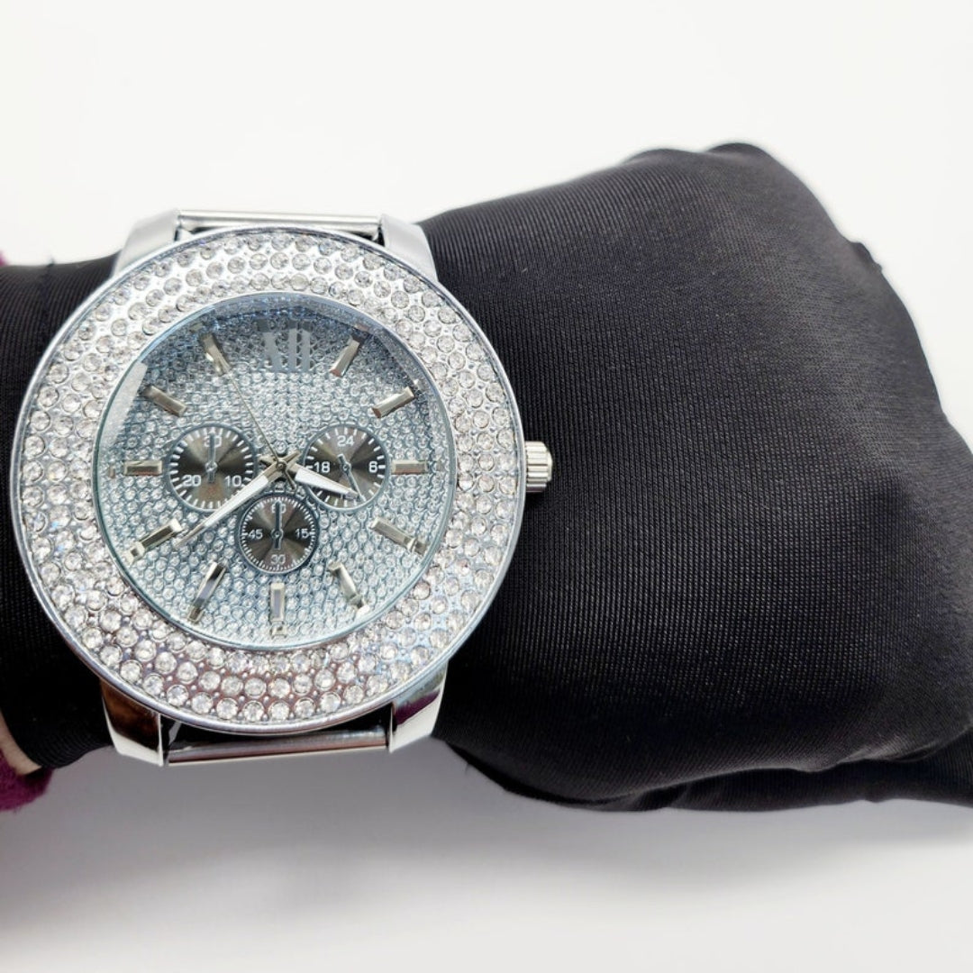 Moissanite 31.67 CT Round Cut Diamond Avant Garde Watch