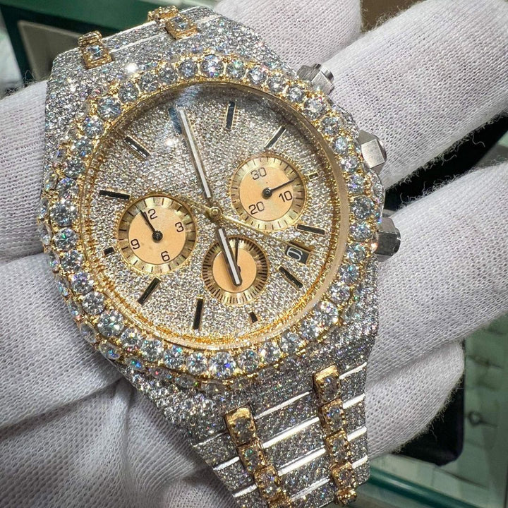 Moissanite 43.94 CT Round Cut Diamond Avant Garde Watch