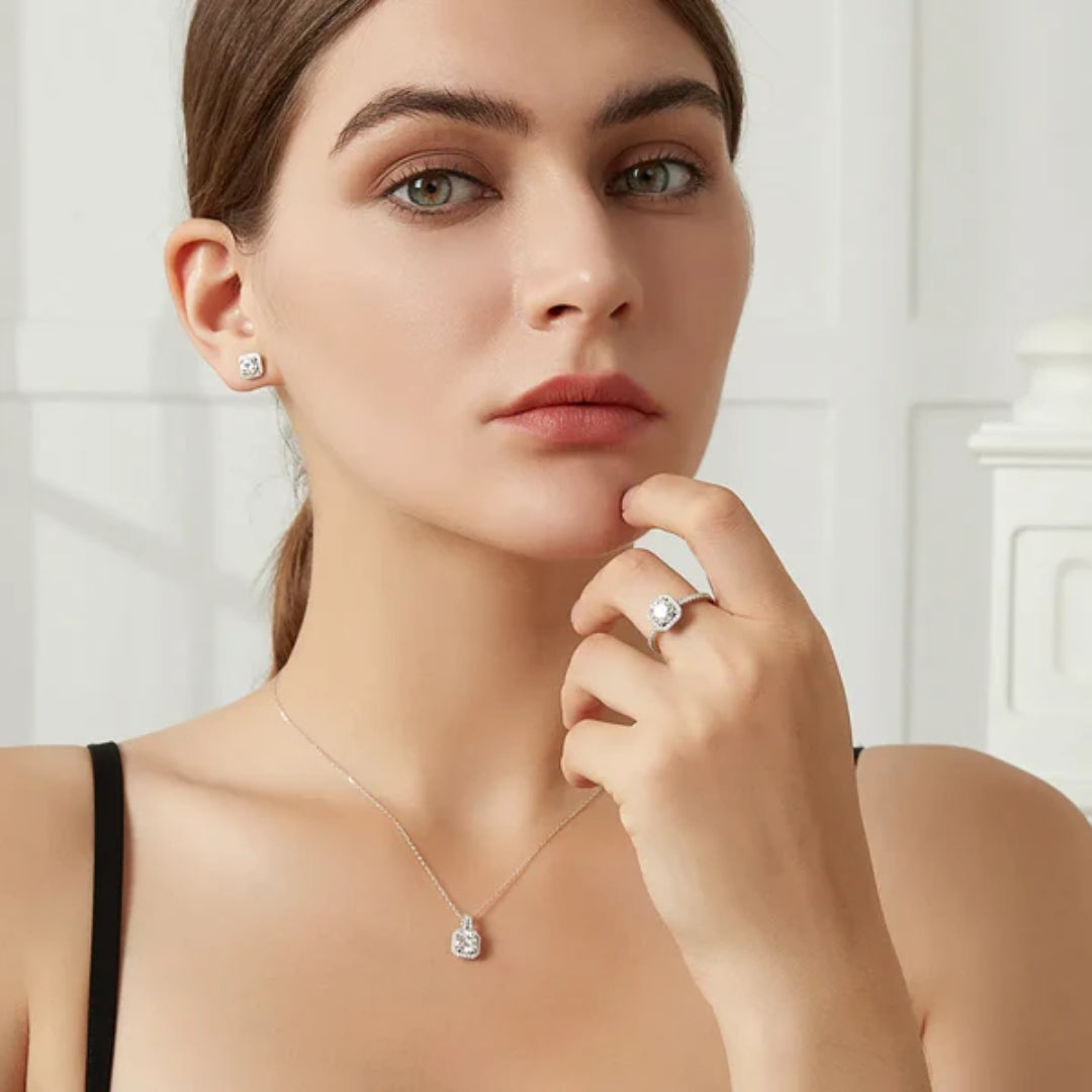 Attractive Moissanite Diamond Jewelry Set for Formal Events