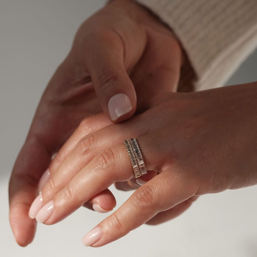 Celebrate Your Classic Love With Splendid Anniversary Rings