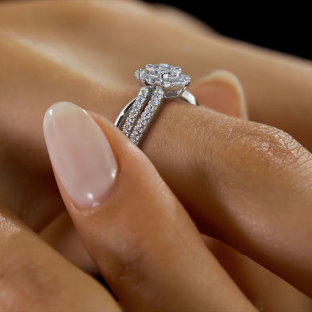 Customize Your Dream Unique Engagement Ring For a Modern Look