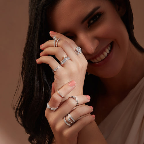 Sparkling into 2024: Diamond Jewellery Trends in Australia with Less Diamonds