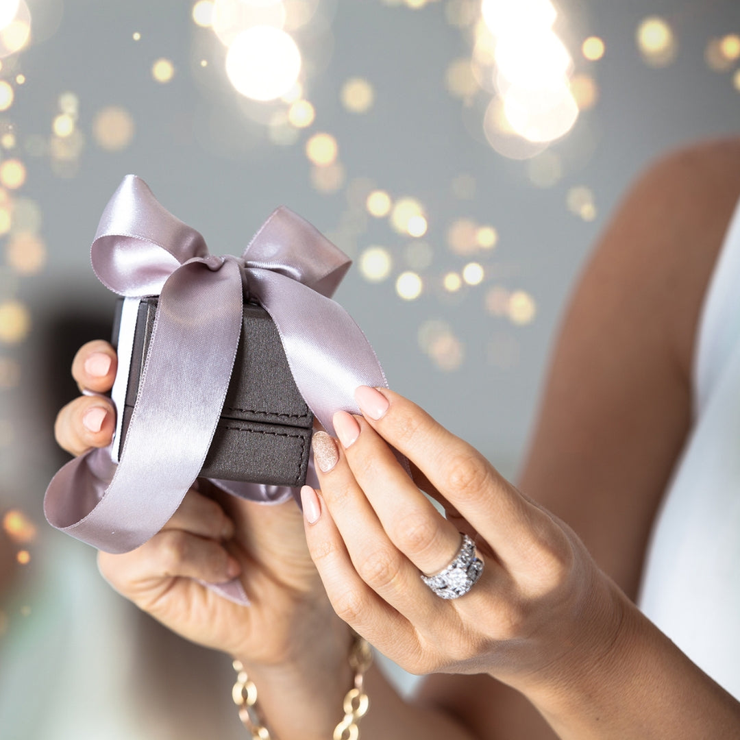 Tips For Choosing The Perfect Diamond Jewelry Gift For Your Australian Friend  Or Family Member This Christmas