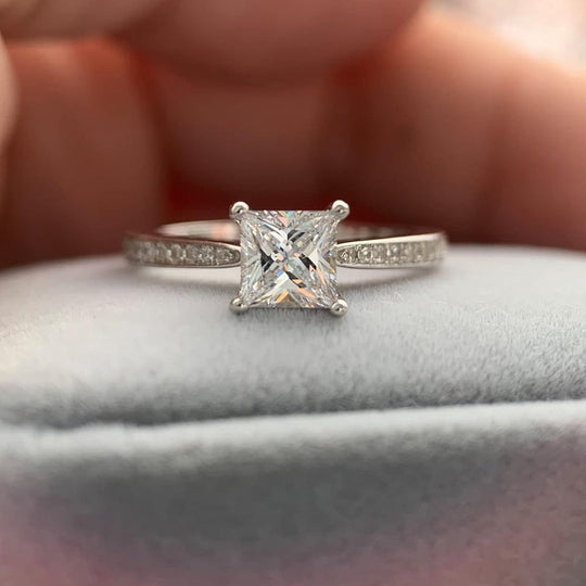 Why Moissanite Rings Are the Future of Luxury Jewelry