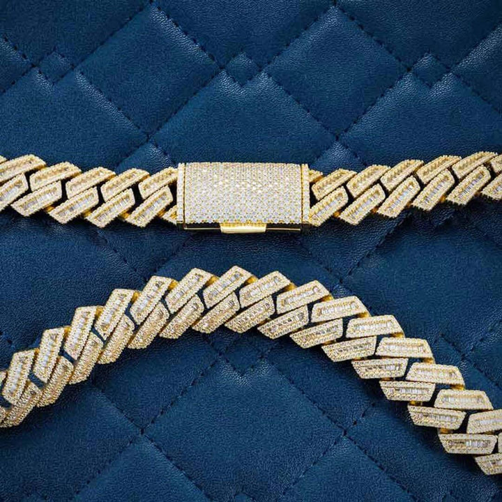 15mm Round Moissanite Cuban Link Chain in 14K Yellow Gold Close Up Clasp View