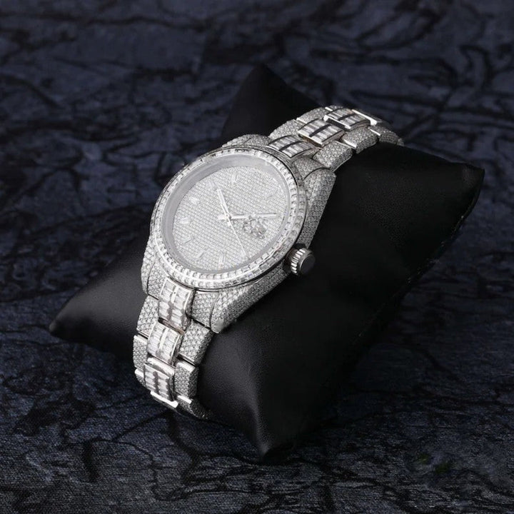 Moissanite 75.65 CT Round Cut Diamond Art Deco Watch Jewel Carts